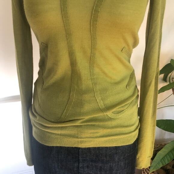 BCBG Sheer Olive Green V-Neck Pullover Sweater Wool Blend XS Long Sleeve Knit - Picture 5 of 9